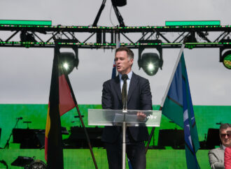 Financial press covers PSA dispute