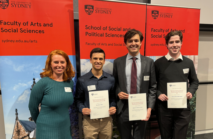Union Awards Annual Prize To Students